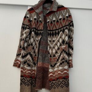 Geometric Patterned Knit Cardigan
